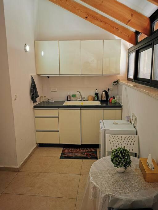 A Wonderful Studio6 Apt In The Center Of Jerusalem Exterior foto