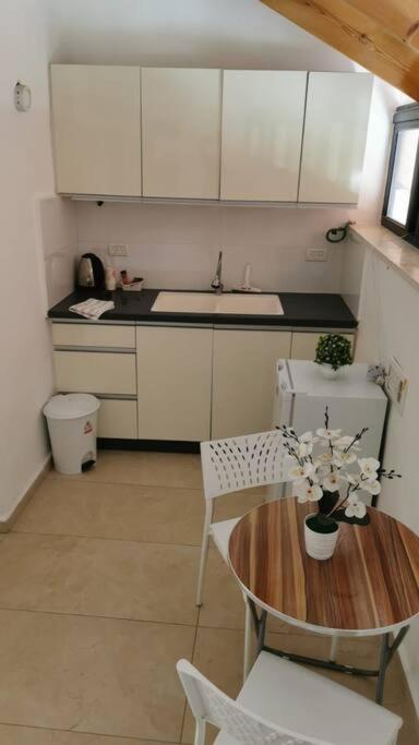 A Wonderful Studio6 Apt In The Center Of Jerusalem Exterior foto